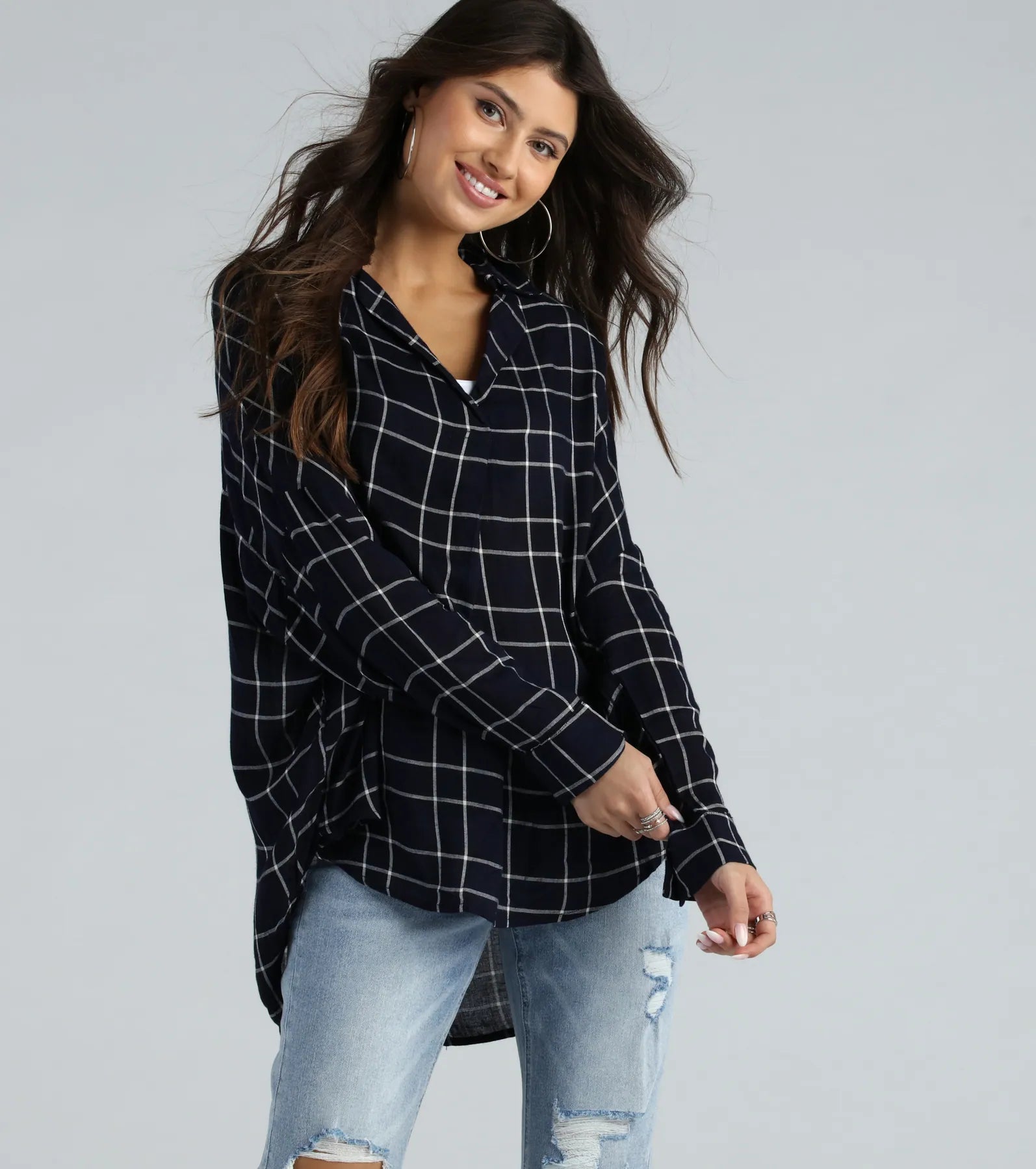 Printed Graphic Women Long Sleeve Top with a Bold StatementSeasonal Chic Plaid Oversized Top