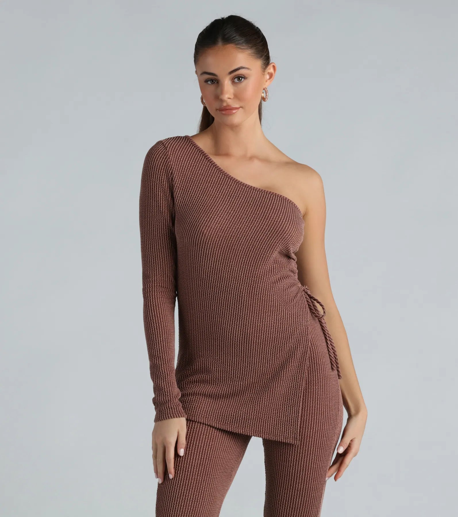 Mock Neck Women Long Sleeve Top for a Modern AestheticAlways Ahead One-Shoulder Tunic Top