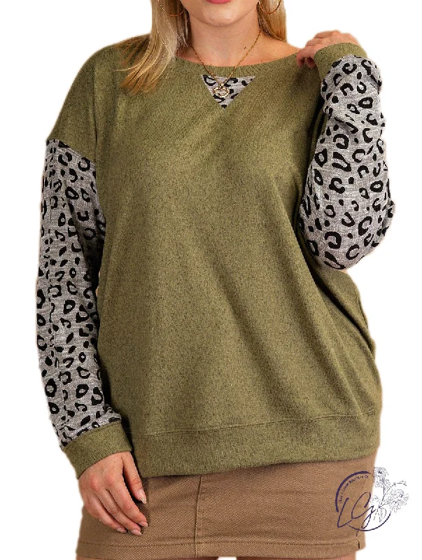 Printed Graphic Women Long Sleeve Top with a Bold StatementCurvy Rumors of Love Leopard Print Long Sleeve