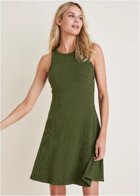 Color - Blocked Women Sweater for a Bold Fashion StatementFlexrib Fit And Flare Dress - Bronze Green