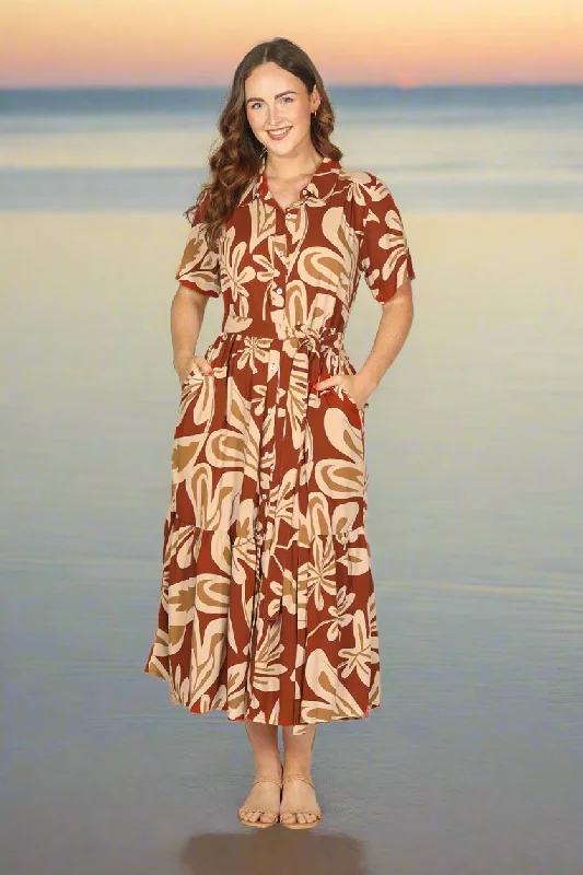 Mini Women Dress with a Short Hem for a Young and Trendy StyleGinette Maxi Dress in Malibu Sunset