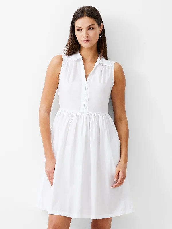 Mini Women Dress with a Short Hem for a Young and Trendy StyleSleeveless Smock Dress