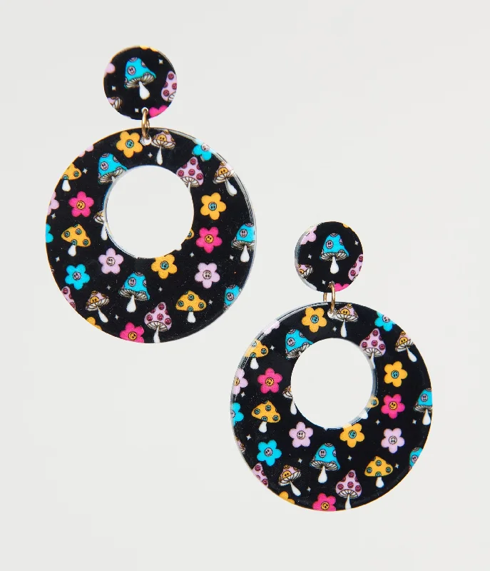 Sheath Women Dress with a Tailored Fit for a Professional Look1970s Black Mushroom & Floral Print Hoop Earrings