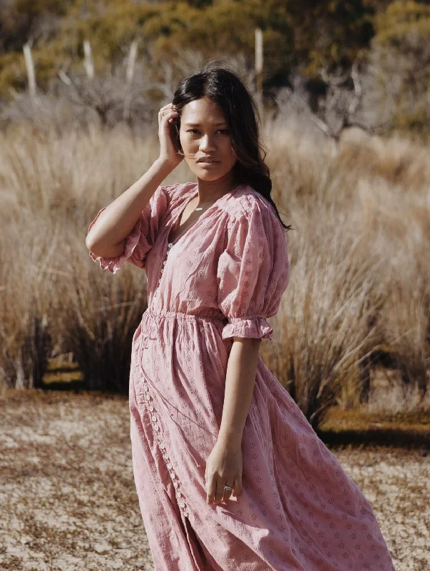 Mermaid - Style Women Dress with a Fitted Silhouette for Special OccasionsWINSLOW DUSTY PINK COTTON LACE