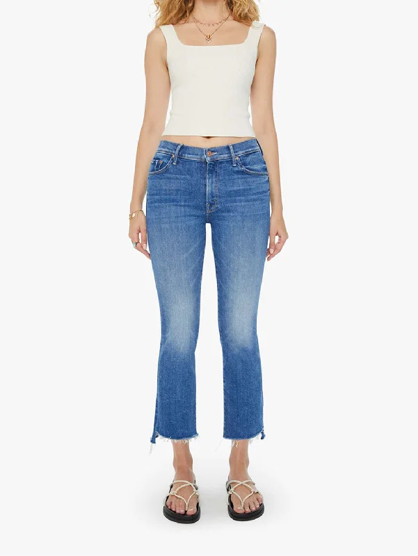 Light - wash women jeans for a fresh and summery appearanceThe Insider Crop Fray Jean - Different Strokes