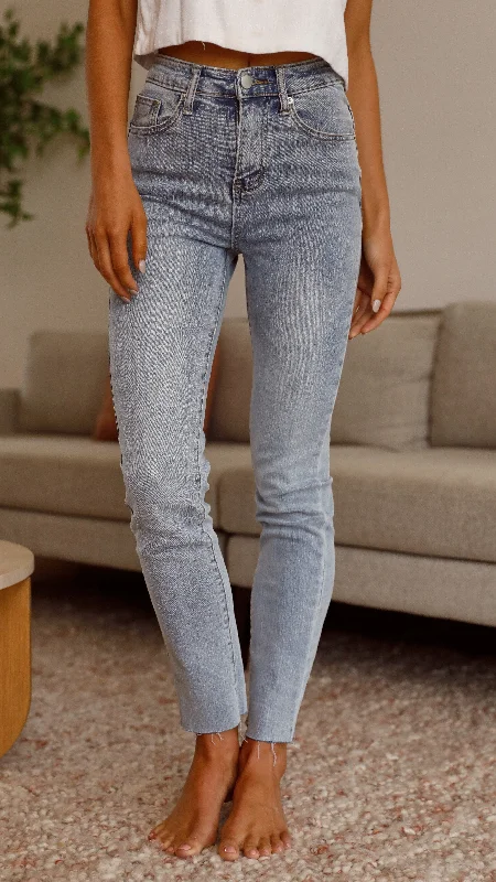 Acid - wash women jeans with a retro finishTyler Jeans - Light Denim