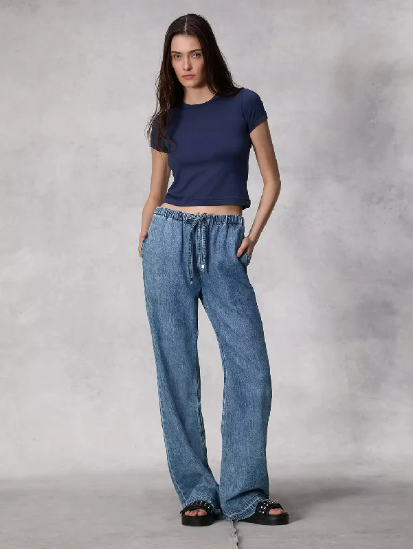 Stretch women jeans for enhanced mobility and comfortUltra Featherweight Logan Jean - Delmar