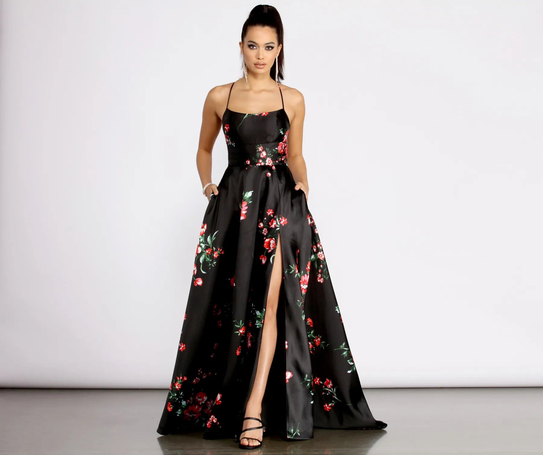 Little Black Women Dress with Sequins for a Glamorous Night OutCatia Lace Up Back Floral A-Line Dress