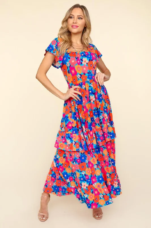 Ball Gown Women Dress with a Full Skirt for a Princess - like LookFloral Maxi Ruffled Dress with Side Pockets