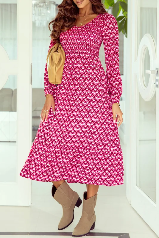 Ruffled Women Dress with Multiple Layers for a Playful and Girly StyleGeometric Long Sleeve Midi Dress